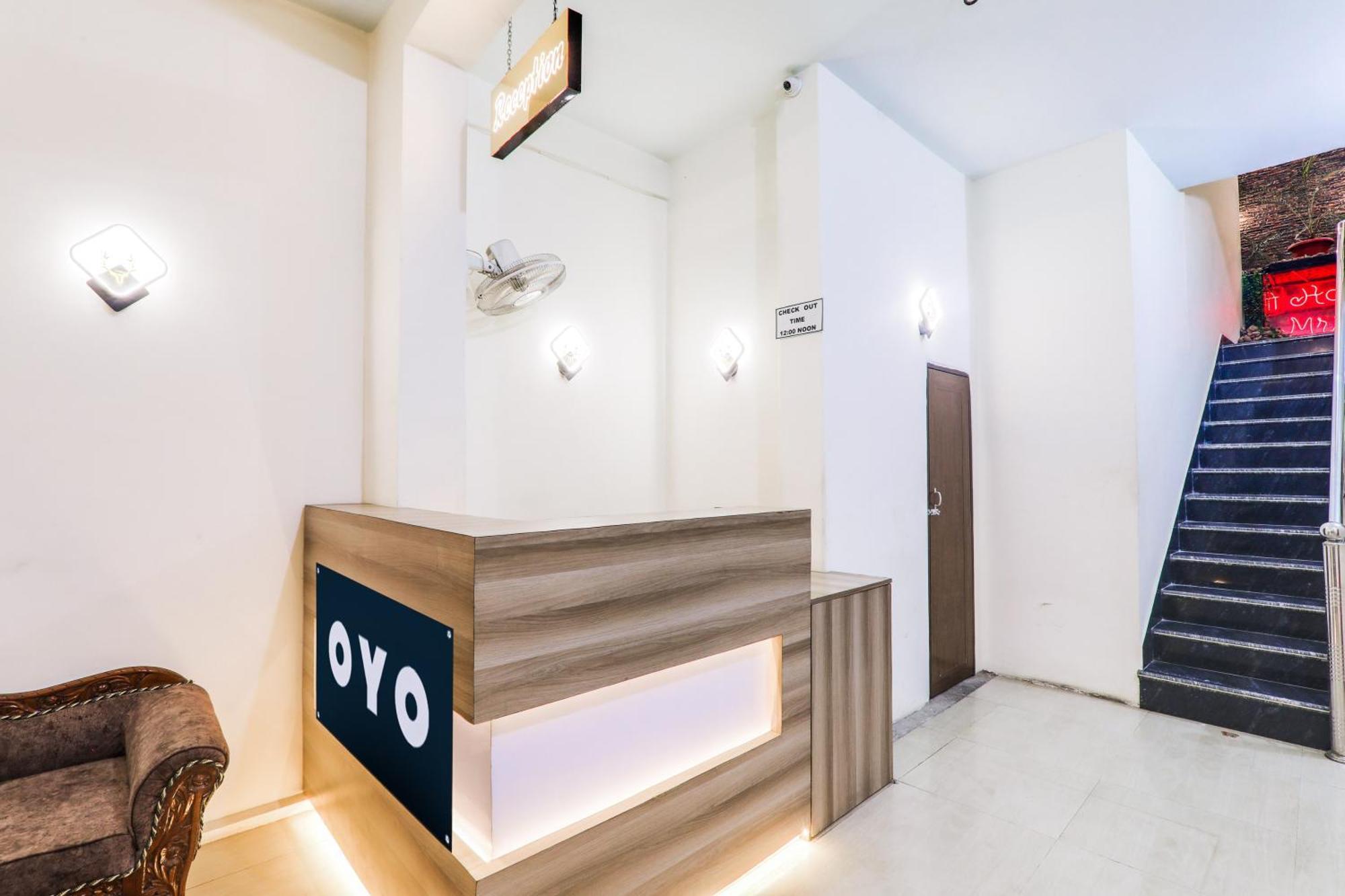 Hotel O Shree Hotel Mriduni Варанаси Экстерьер фото